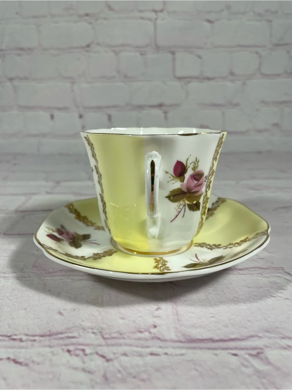 Vintage Royal Grafton Floral Gold Gilt Bone China Teacup and Saucer Set England
